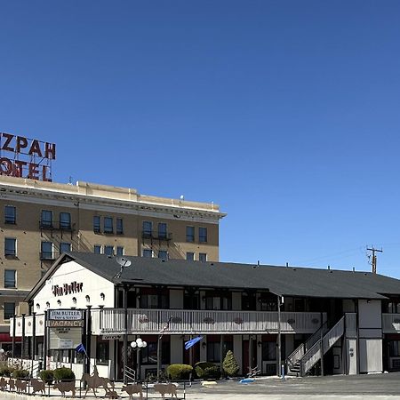 Jim Butler Inn & Suites Tonopah Exteriör bild